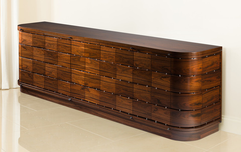 Curved_briques_sideboard_in_situ_2_main