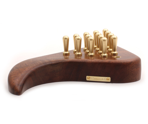 Peg-11_main