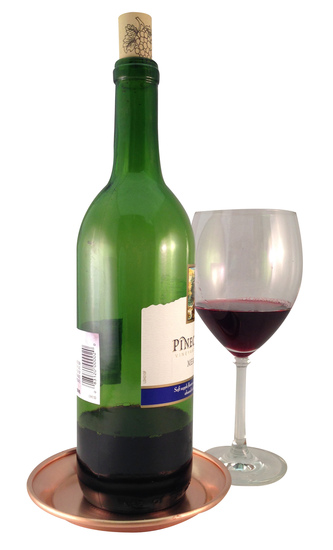 Wine_bottle_coaster_a_main